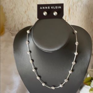 ANNE KLEIN SET SILVER- IMITATION PEARL